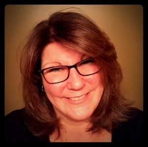 Meet your Posher, Marci